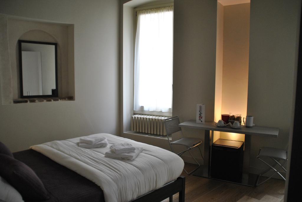 Dietro L'Angolo Hotel Brescia Habitación foto